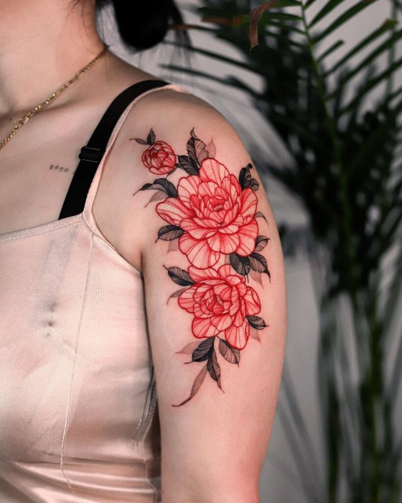 Bloemen schouder tattoos