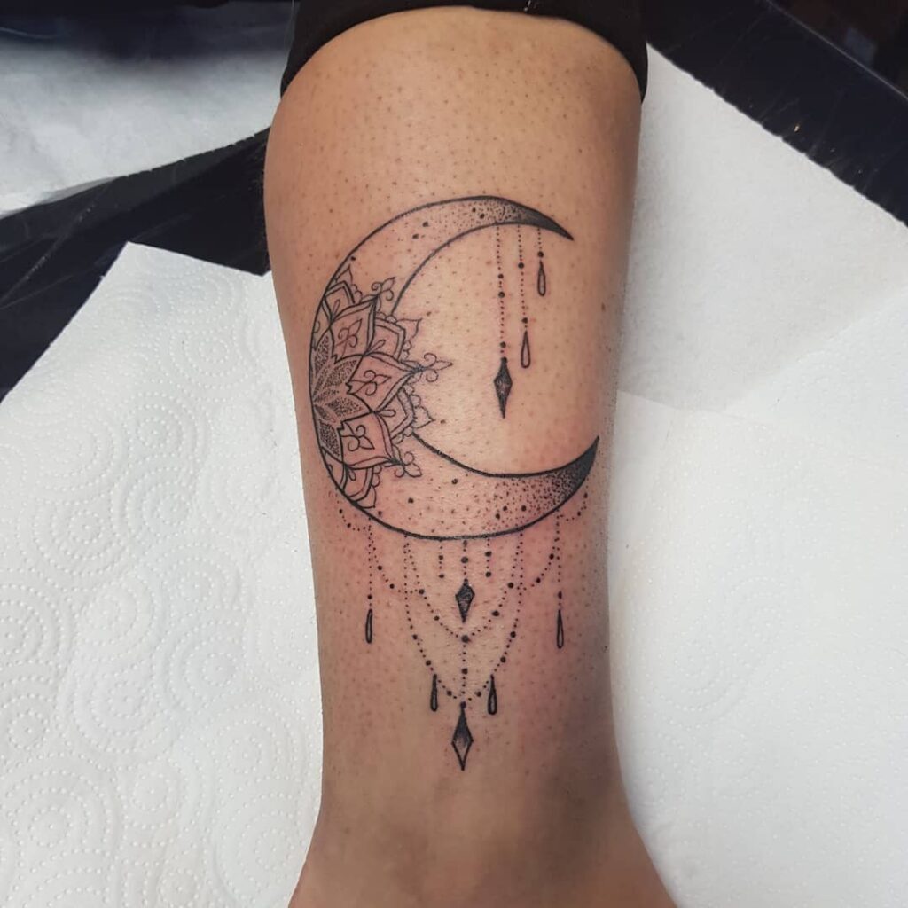Mandala maan en sterren tattoos