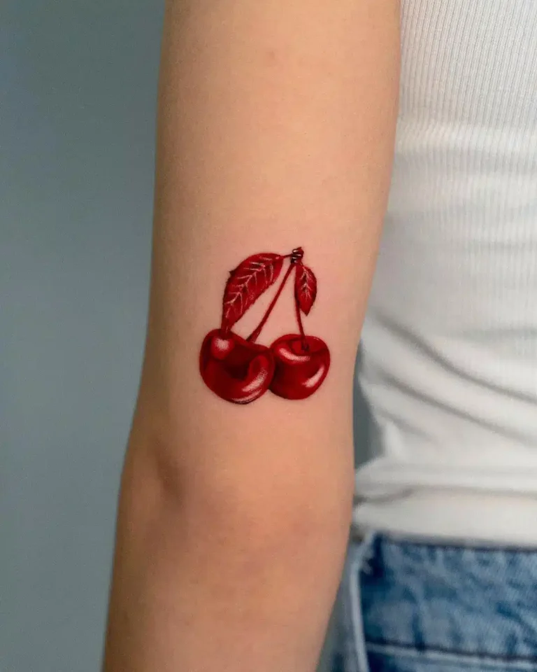 Interessante Kers tattoo Ideeën Voor Een Vruchtbare Expressie